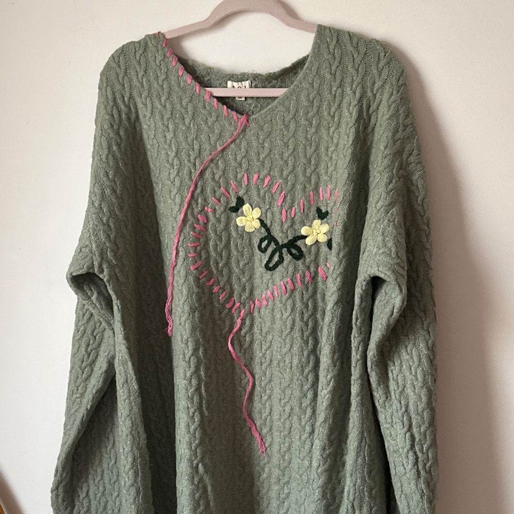 NWOT POL SZ M GRAY CABLE SWEATER CABLE SUPER SOFT - Picture 3 of 4